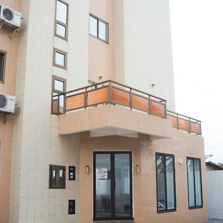Hotel Marbella Lome Ngoại thất bức ảnh