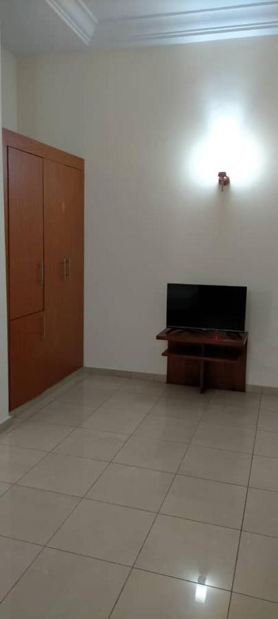 Hotel Marbella Lome Ngoại thất bức ảnh